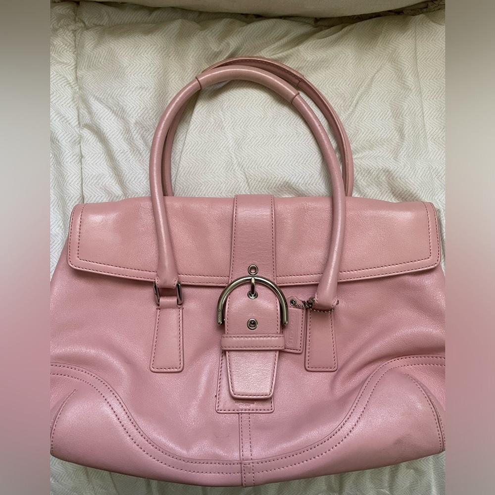 Authentic Coach Pink Expandable vintage purse
